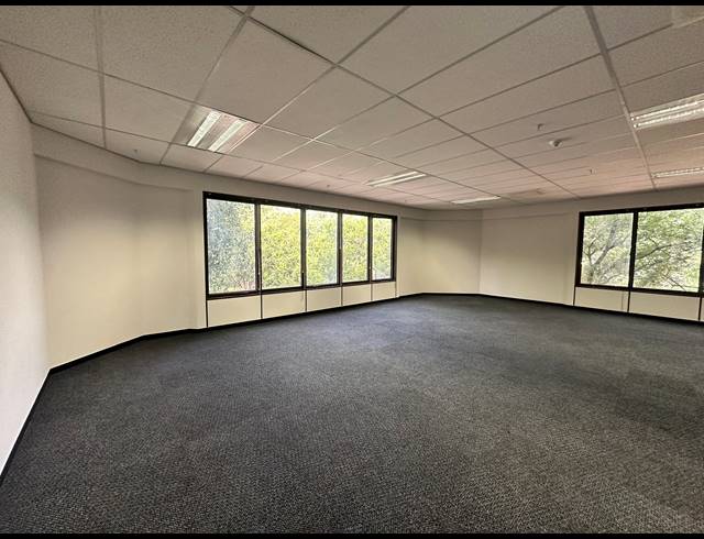 336M² OFFICE TO LET IN PARKTOWN